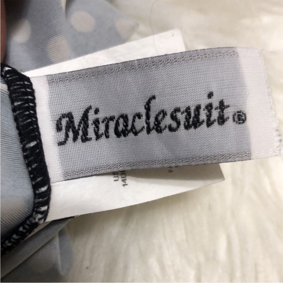 Miracle Suit Swim Top Size 14DD - Picture 7 of 9